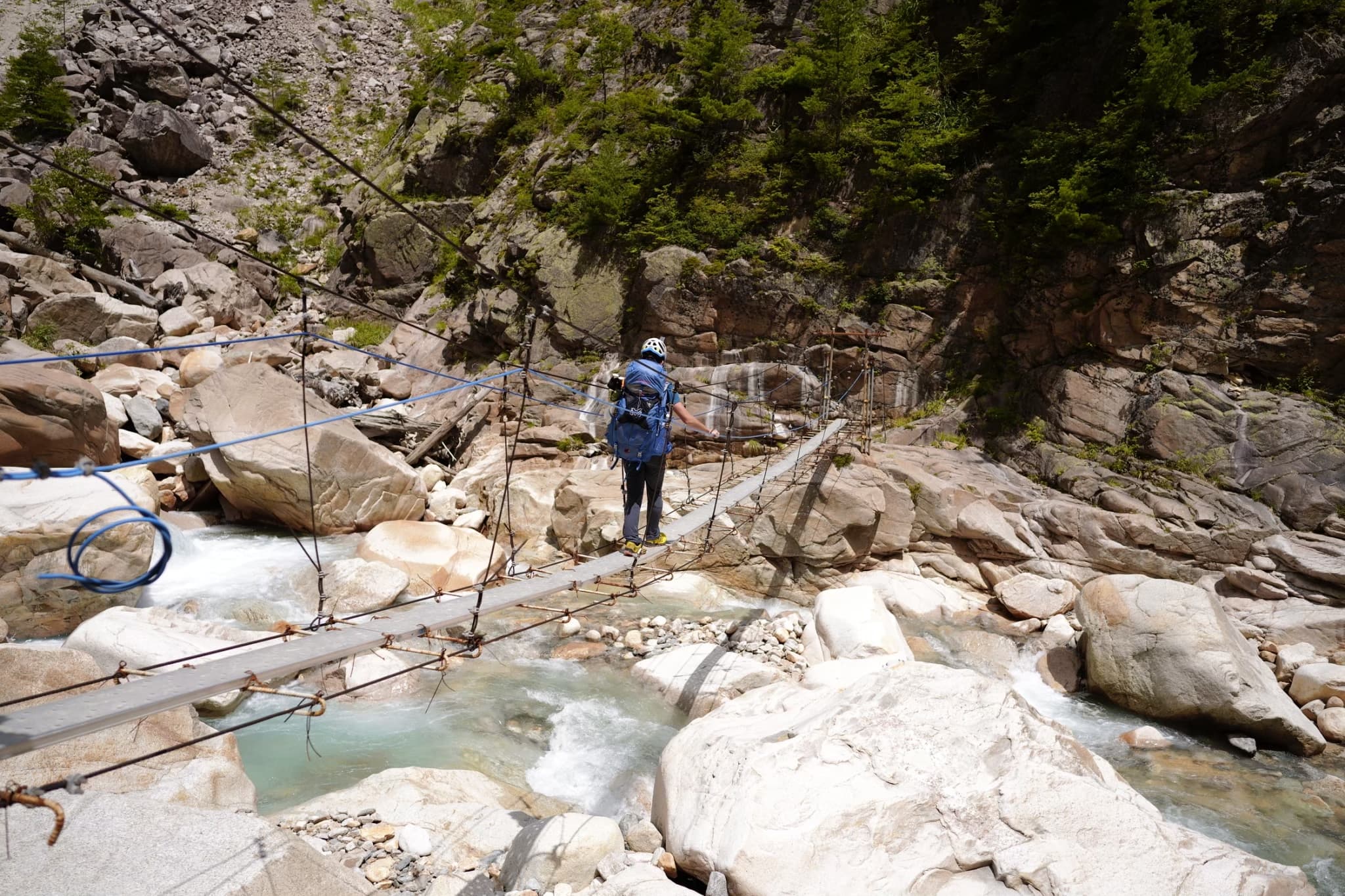 伊藤新道のつり橋