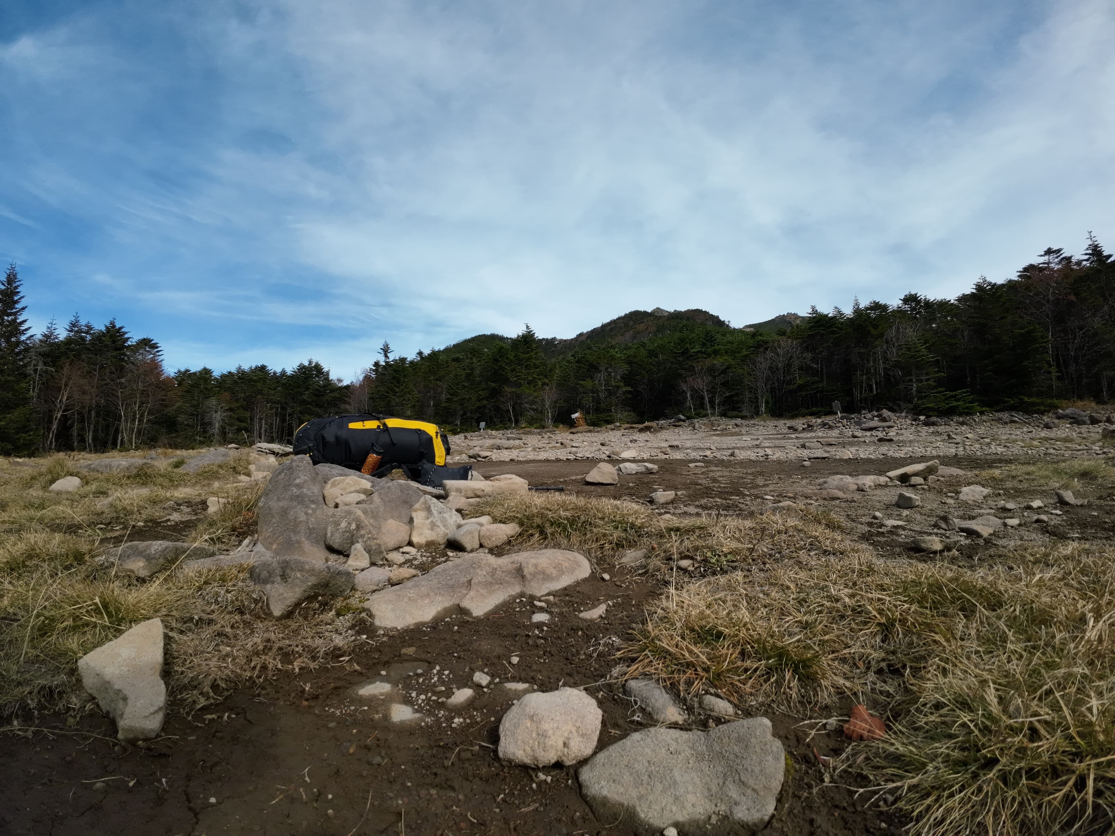 青年小屋のテント場