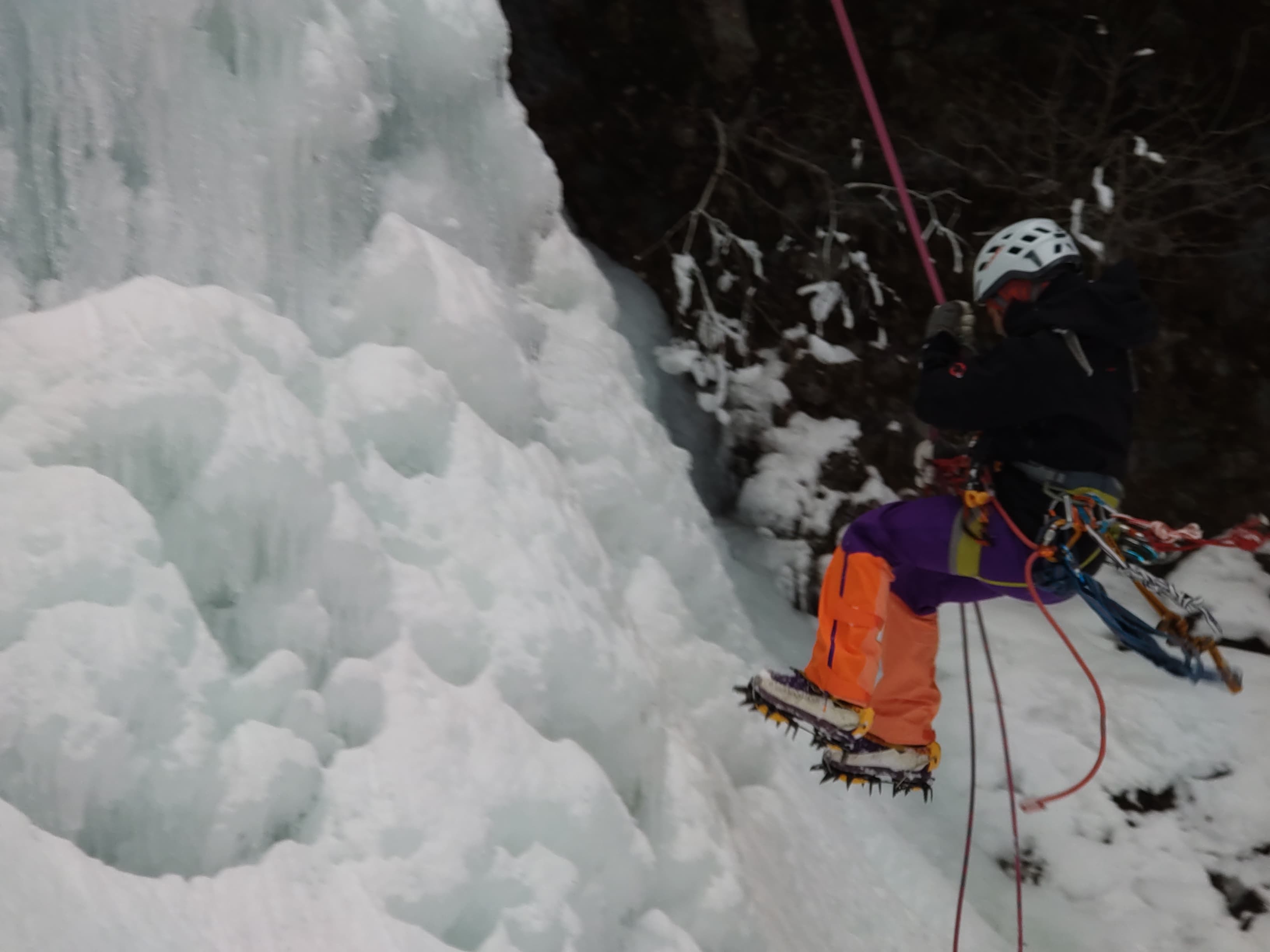 善五郎の滝での懸垂下降