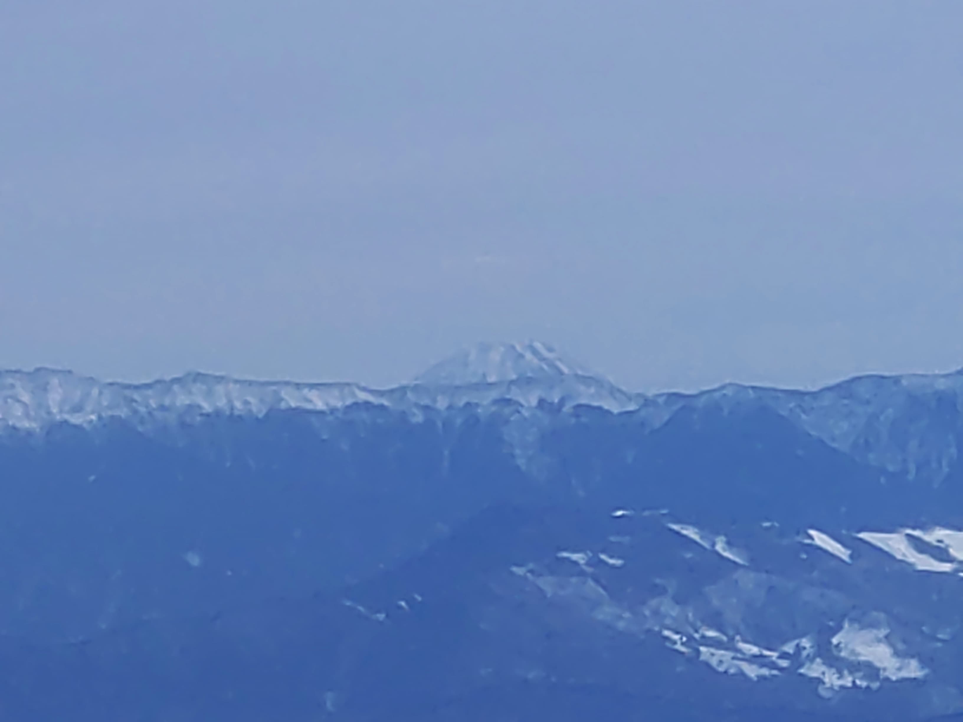 木曾駒ケ岳乗越浄土から見た富士山