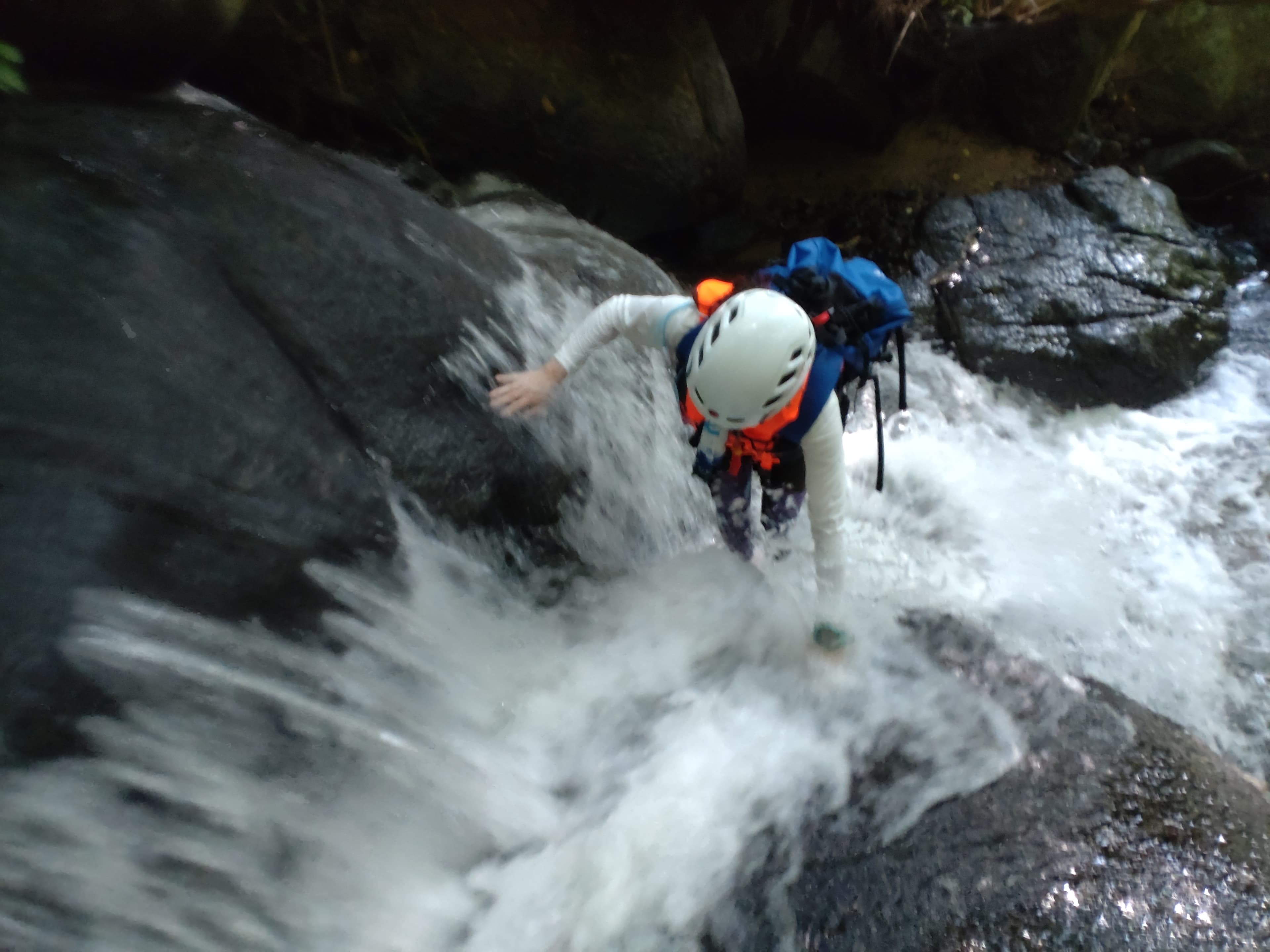 二丈渓谷の沢登り