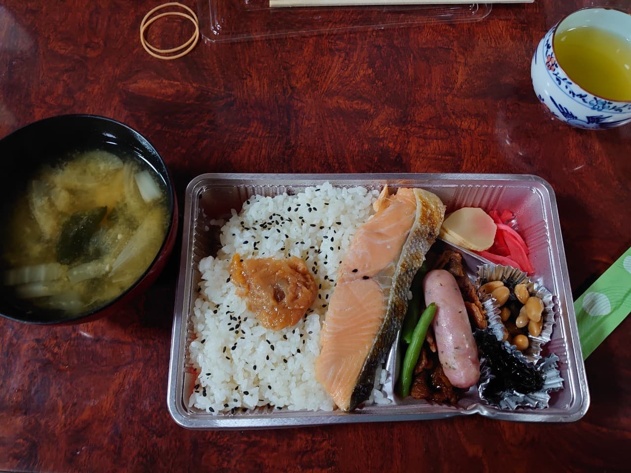 夏沢鉱泉でいただいた朝食のお弁当