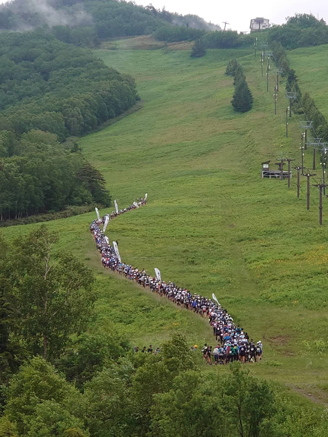 志賀高原100のスタート直後